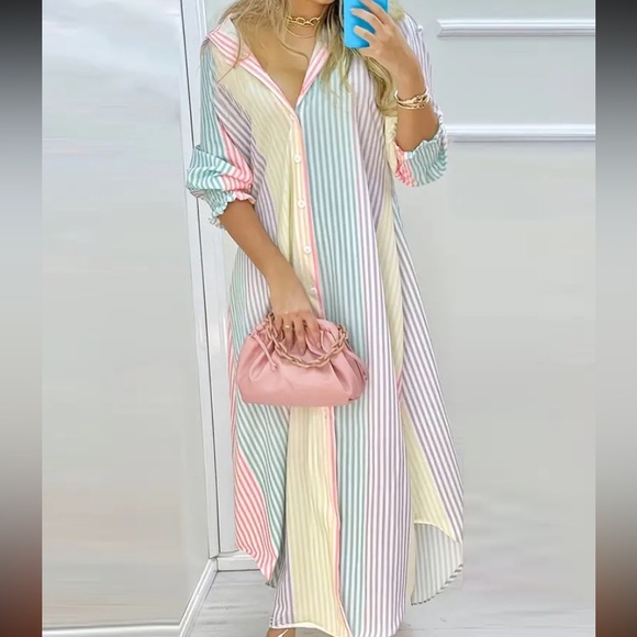 NIP MultiColored Maxi Dress - Picture 3 of 5